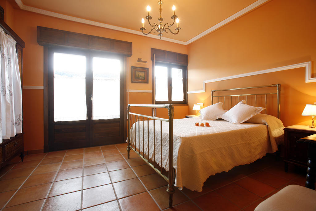 Casa Felisa Pirineo Aragones Villa Santa Eulalia de Gállego Room photo